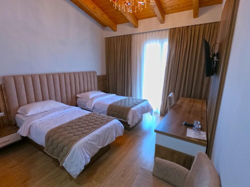 Gardenland Resort Bushat المظهر الخارجي الصورة