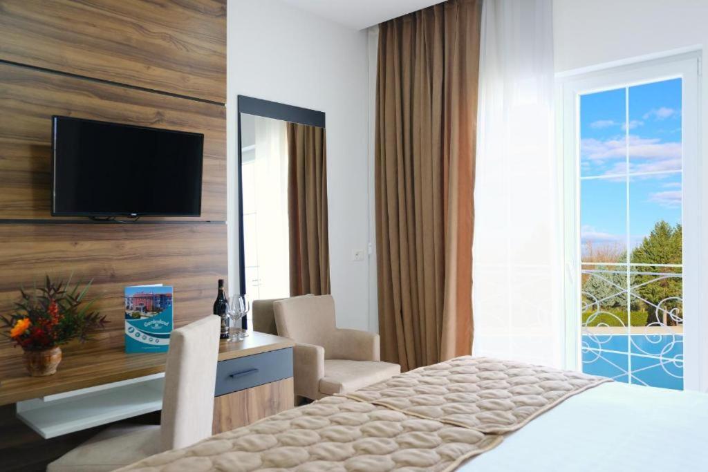 Gardenland Resort Bushat المظهر الخارجي الصورة