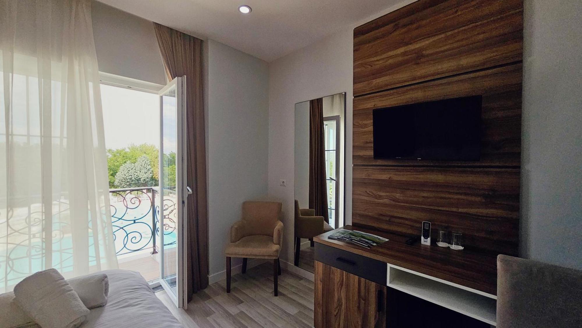 Gardenland Resort Bushat المظهر الخارجي الصورة