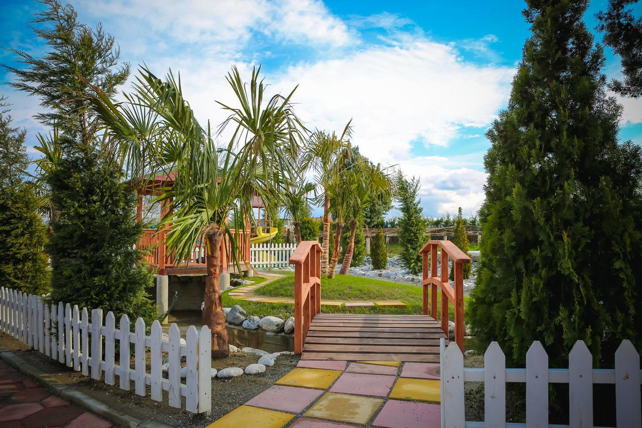 Gardenland Resort Bushat المظهر الخارجي الصورة