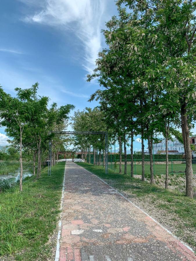 Gardenland Resort Bushat المظهر الخارجي الصورة